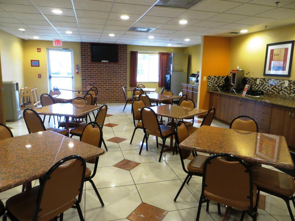 Microtel By Wyndham South Bend Notre Dame University Dış mekan fotoğraf